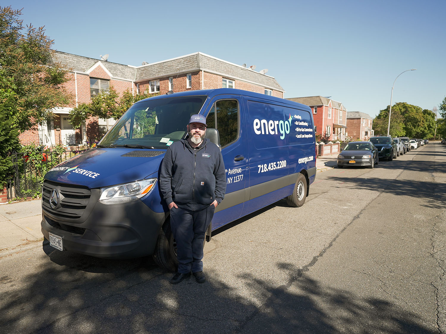 Energo worker making home delivery